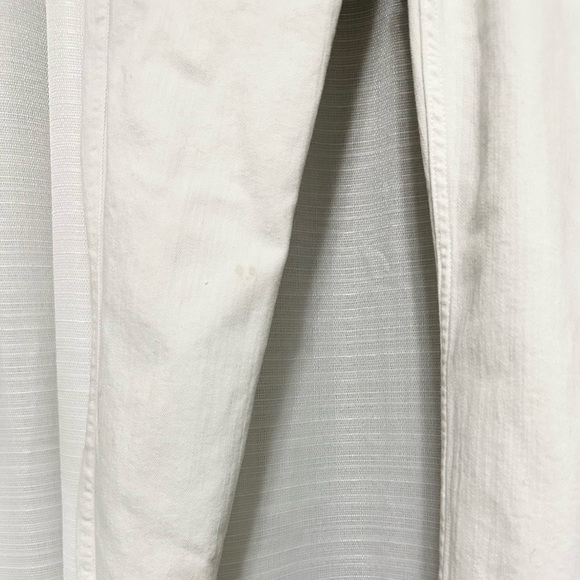 White Skinny Guess Jeans - Picture 4 of 6